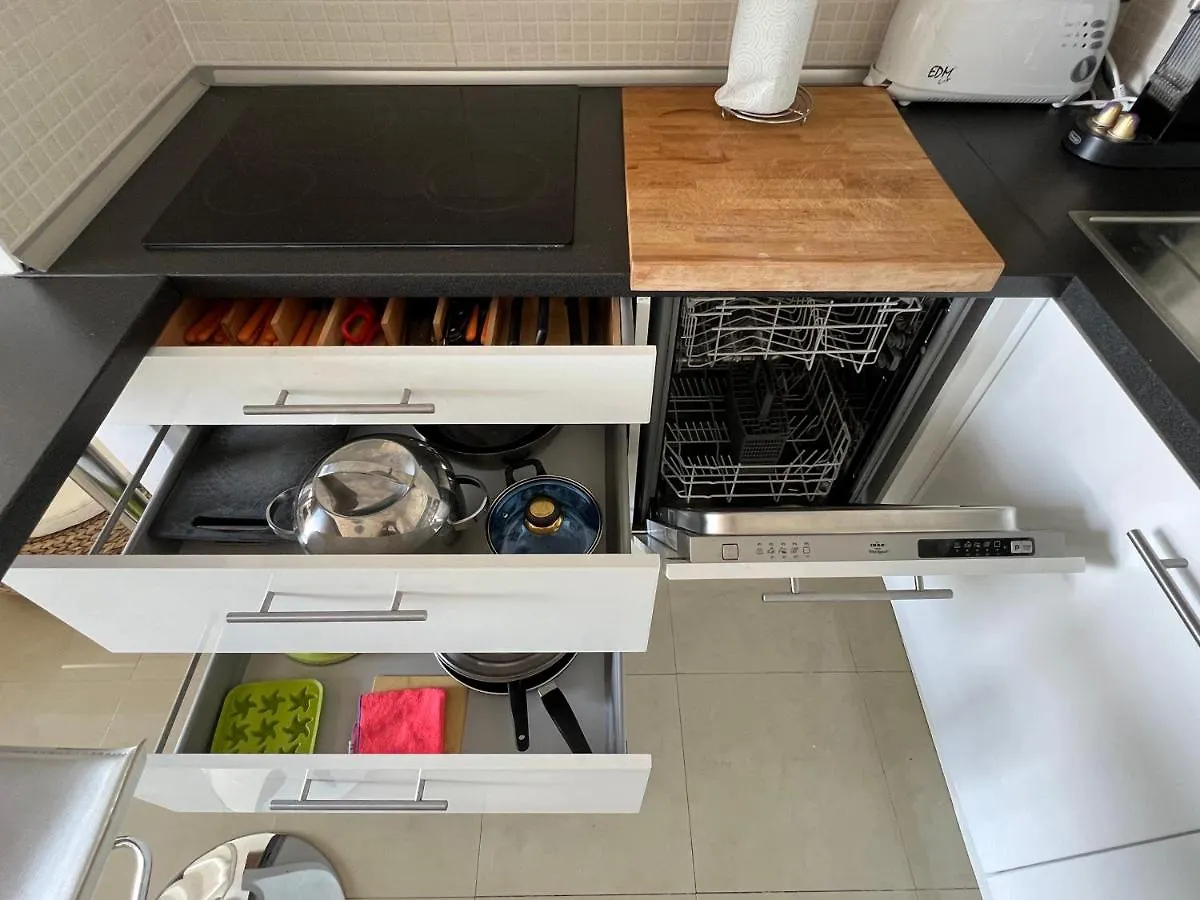 Apartamento Carihuela 토레몰리노스 아파트